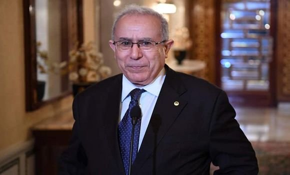 وزير الشؤون الخارجية السيد لعمامرة اقدم لى العاصمة الاثيوبية أديس أبابا لحضور في أشغال الدورة العادية ال 40 للمجلس التنفيذي للاتحاد الافريقي. - Réveil d'algérie