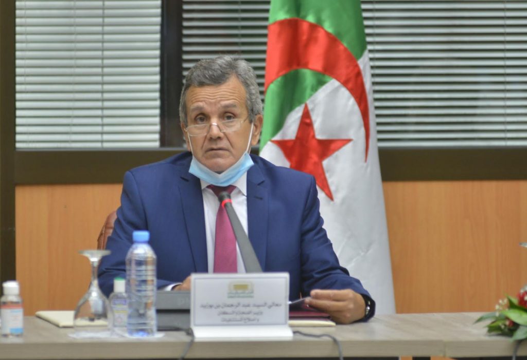 وزير الصحة, عبد الرحمان بن بوزيد شدد خلال اجتماعه التقييمي الأسبوعي مع مدراء الصحة أهمية تضافر جهود الفاعلين لضمان “التكفل الأمثل” بالمريض. - Réveil d'algérie