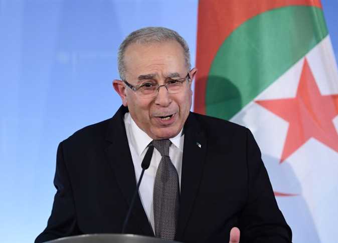 أفاد وزير الشؤون الخارجية والجالية الوطنية بالخارج، السيد رمطان لعمامرة، حول موضوع قطع العلاقات الدبلوماسية مع المغرب موقف الجزائر “واضح”. - Réveil d'algérie