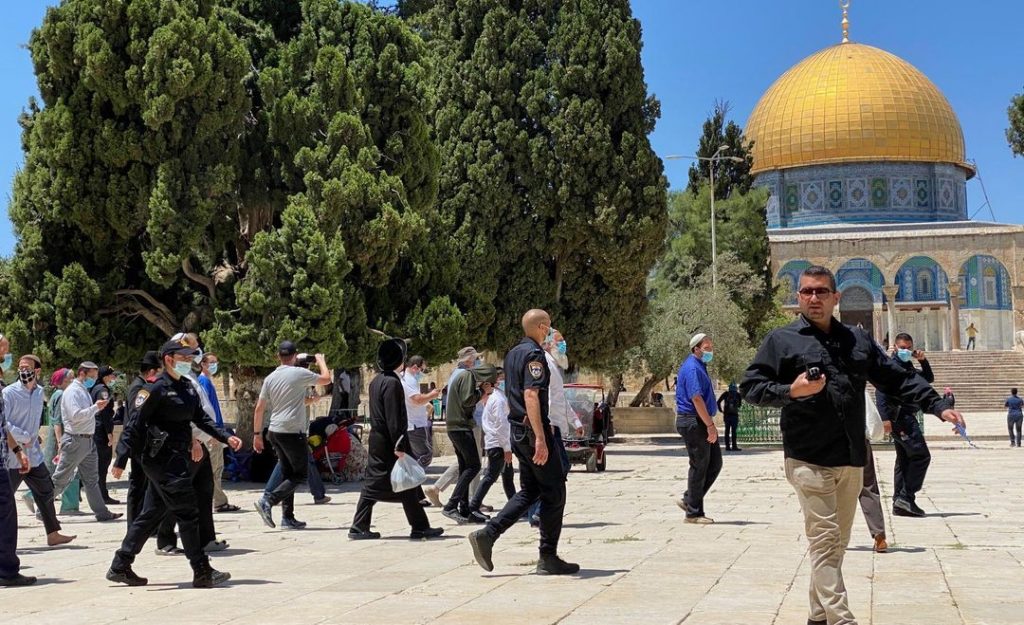 بعد قرار المحكمة بالقدس مستوطنون يقتحمون الأقصى. - Réveil d'algérie