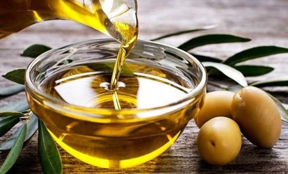 تفوق منتج جزائري لزيت الزيتون من عين وسارة (الجلفة) للمرة الثانية في المسابقة الدولية لزيت الزيتون. - Réveil d'algérie