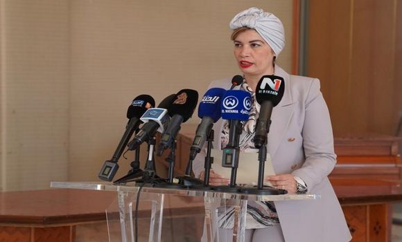 أشرفت وزيرة الثقافة والفنون، صورية مولوجي، الخميس،بالجزائر العاصمة على تنصيب اللجنة الوطنية المكلفة بإعداد مشروع قانون الفنان. - Réveil d'algérie