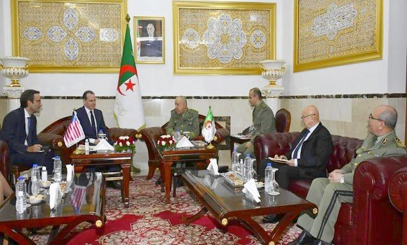 رئيس أركان الجيش الوطني الشعبي، الفريق اول السعيد شنقريحة، استقبل منسق مجلس الامن القومي الامريكي للشرق الاوسط وشمال افريقيا. - Réveil d'algérie