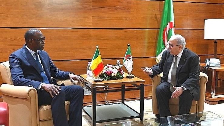 اتفاق الجزائر مع مالي يشكل “قاعدة اساسية للعمل” بالنسبة لجميع الموقعين. - Réveil d'algérie