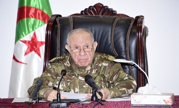 الفريق أول شنقريحة يهنئ أبناء الجيش الوطني الشعبي لحلول السنة الجديدة. - Réveil d'algérie