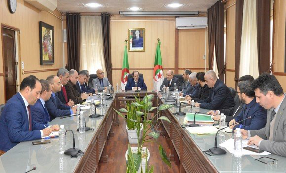 عقد اجتماع حول طبع المصحف الشريف بتقنية البرايل. - Réveil d'algérie