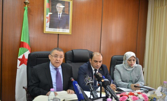 إعداد مشروع نص تنظيمي يتضمن إنشاء مؤسسات عمومية للخدمات المدرسية. - Réveil d'algérie