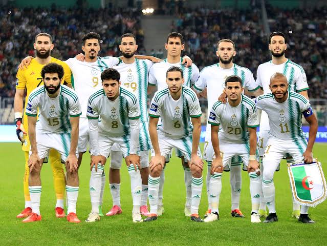 أشبال بيتكوفيتش يطيرون الى أوغندا يوم الثامن جوان - Réveil d'algérie