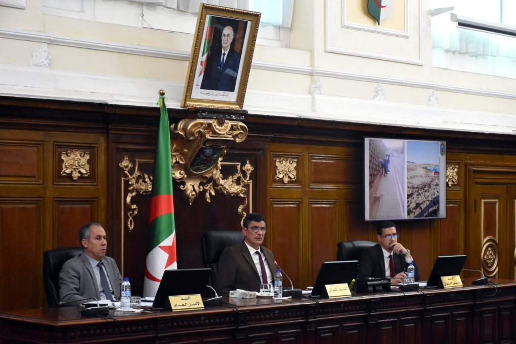 ولاية الجزائر: المجلس التنفيذي يطلق استعدادات امتحانات 2025، موسم الاصطياف وعيد الأضحى - Réveil d'algérie