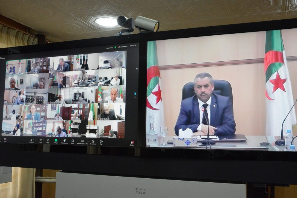 تحضيرات الامتحانات المدرسية وظاهرة تمزيق الكراريس…هذه هي أوامر الوزير سعداوي - Réveil d'algérie