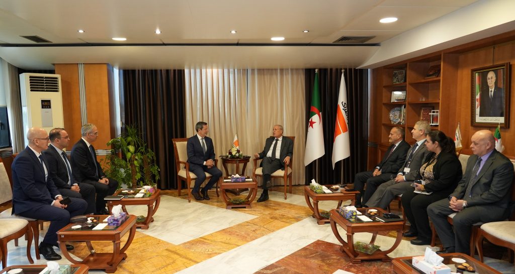 سوناطراك وSLB تبحثان سبل تطوير التعاون في الخدمات البترولية والتحول الرقمي - Réveil d'algérie