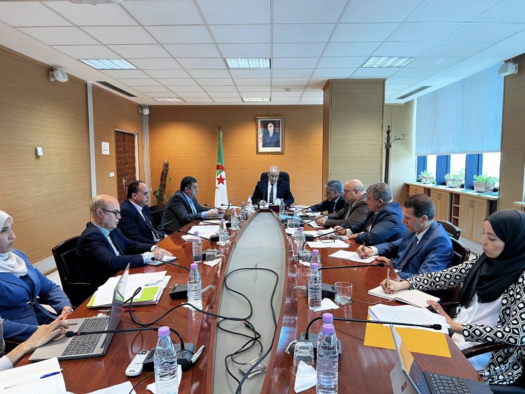وزارة التجارة الداخلية تُسرع رقمنة الرقابة وتُطلق خطة صيفية شاملة - Réveil d'algérie