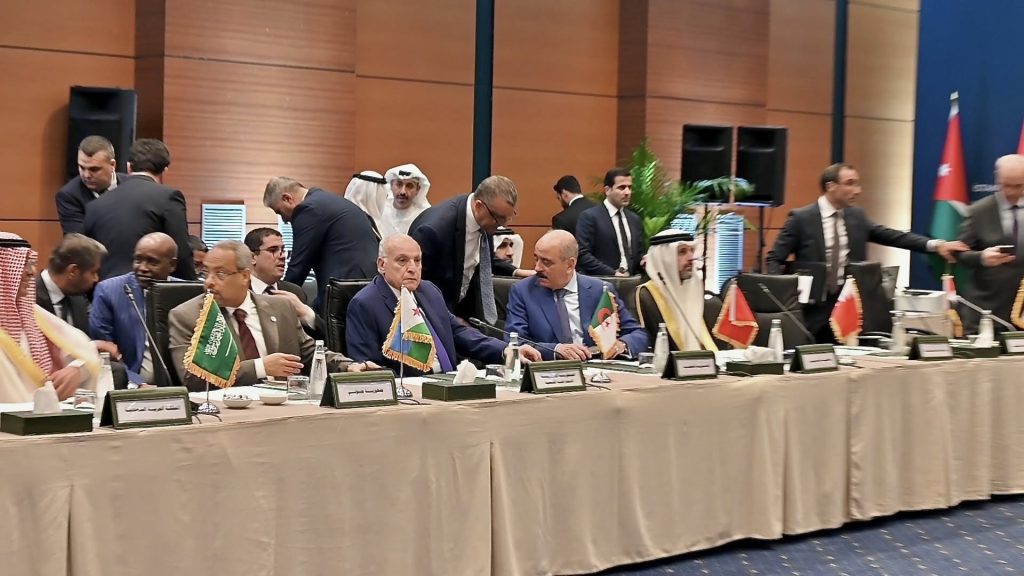 عطاف يشارك في اجتماعات التعاون الإسلامي وجامعة الدول العربية …إدانة جماعية للعدوان الإسرائيلي ودعوات لخفض التصعيد - Réveil d'algérie