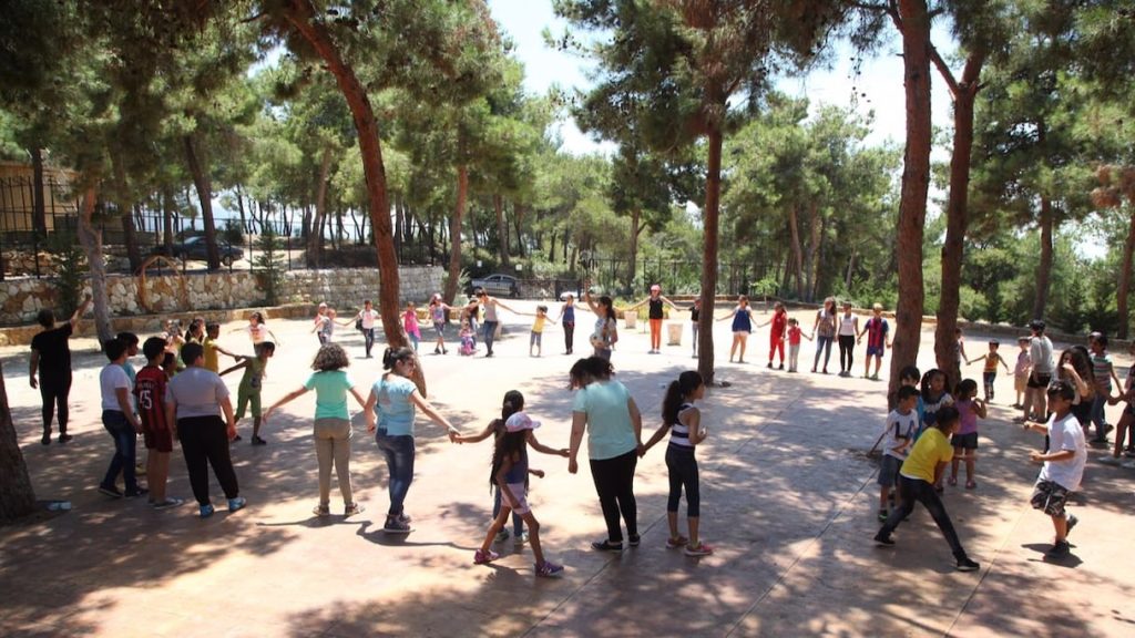 وزارة الشباب تطلق مخيمات صيفية مغايرة لصيف 2025 لفائدة أبناء الوطن والجالية - Réveil d'algérie