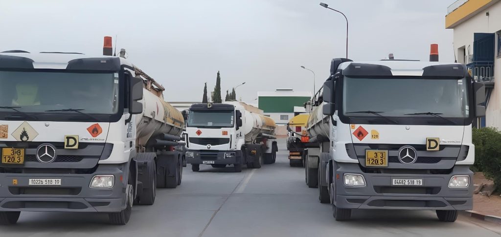 نفطال تطلق قافلة كبرى لدعم تموين محطات الوقود في تمنراست - Réveil d'algérie