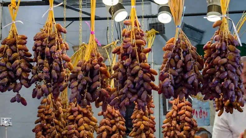 بأمر من الرئيس تبون.. تنصيب لجنة خاصة لتسويق التمور عالميًا - Réveil d'algérie