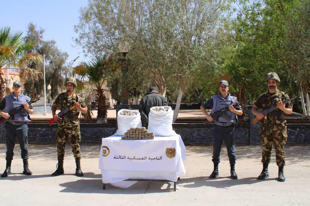 بشار: الجمارك تحبط تهريب أزيد من 63 كلغ من الكيف المعالج - Réveil d'algérie