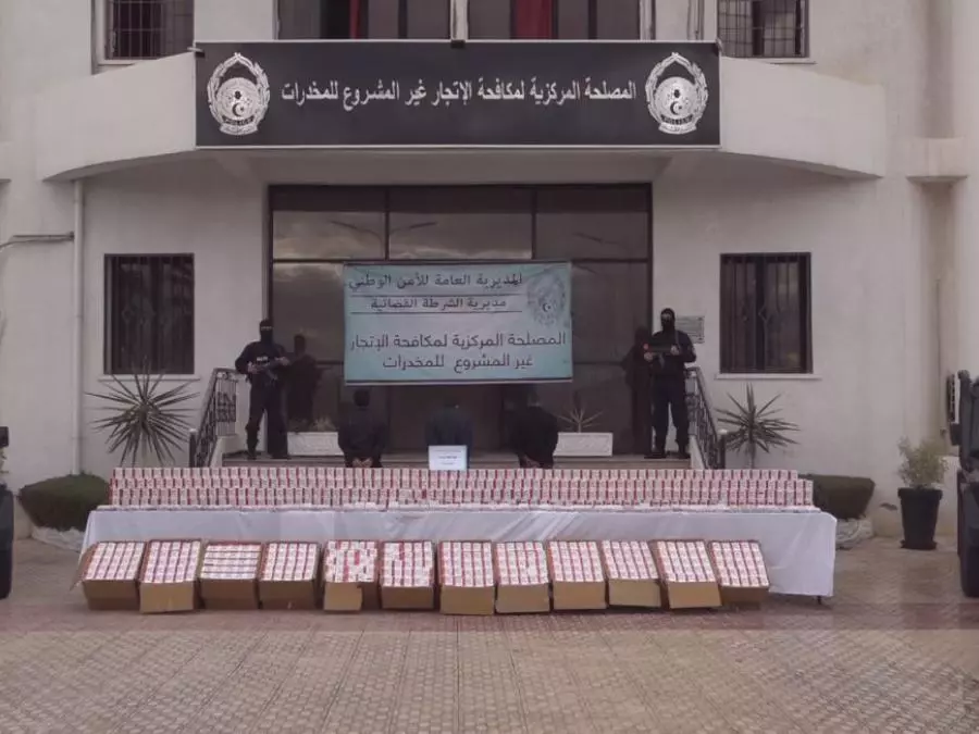 شرطة العاصمة تُطيح بشبكة بيع المؤثرات العقلية و تضبط نحو 70 ألف قرص مهلوس - Réveil d'algérie