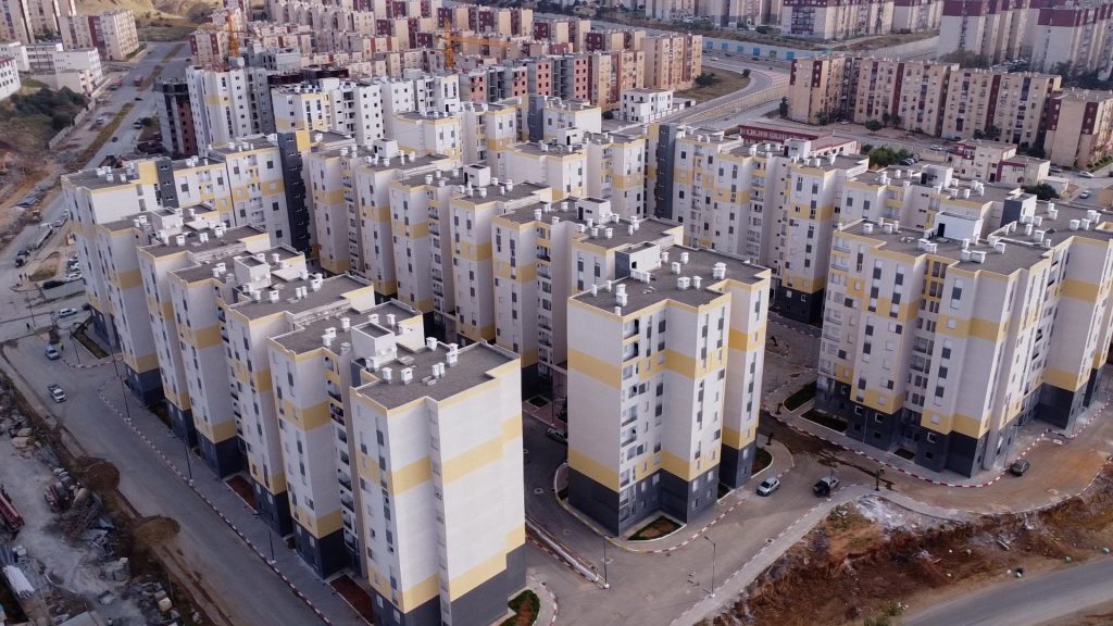 قطاع السكن يحقق ديناميكية اقتصادية.. والجزائر ترسم مدن الغد بهوية عمرانية متجددة - Réveil d'algérie