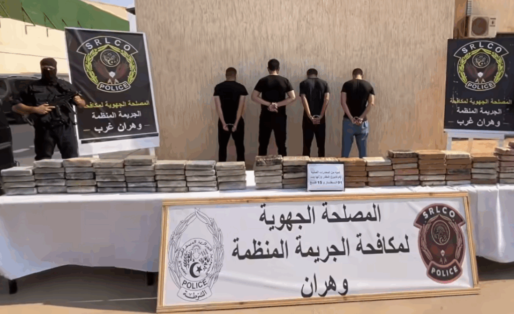 وهران : مصلحة الـ”SRLCO” تضبط أزيد من 01 قنطار و15 كلغ من المخدرات الصلبة كوكايين - Réveil d'algérie