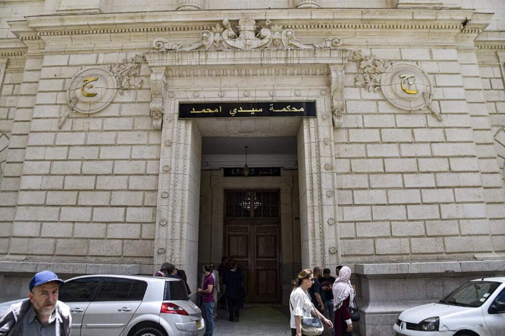 إيداع 5 أشخاص الحبس المؤقت وحجز 235 ألف قرص مهلوس من نوع “إكستازي” - Réveil d'algérie