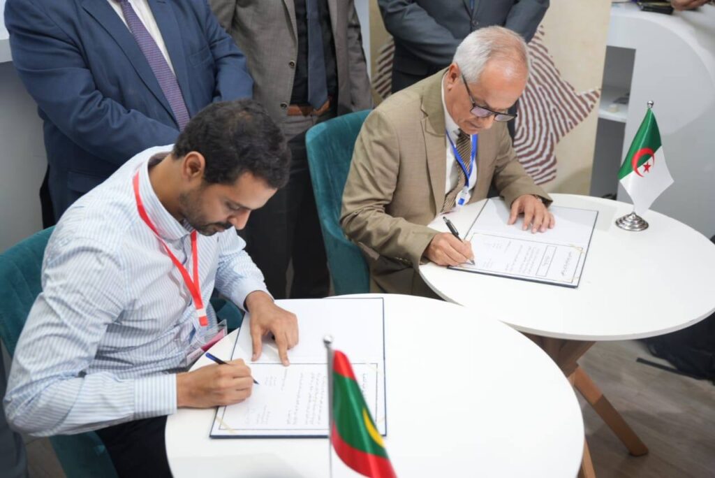 الجزائر تواصل تعزيز صادراتها الصناعية: اتفاقية جزائرية – موريتانية لتسويق 360 ألف طن من الكلنكر - Réveil d'algérie