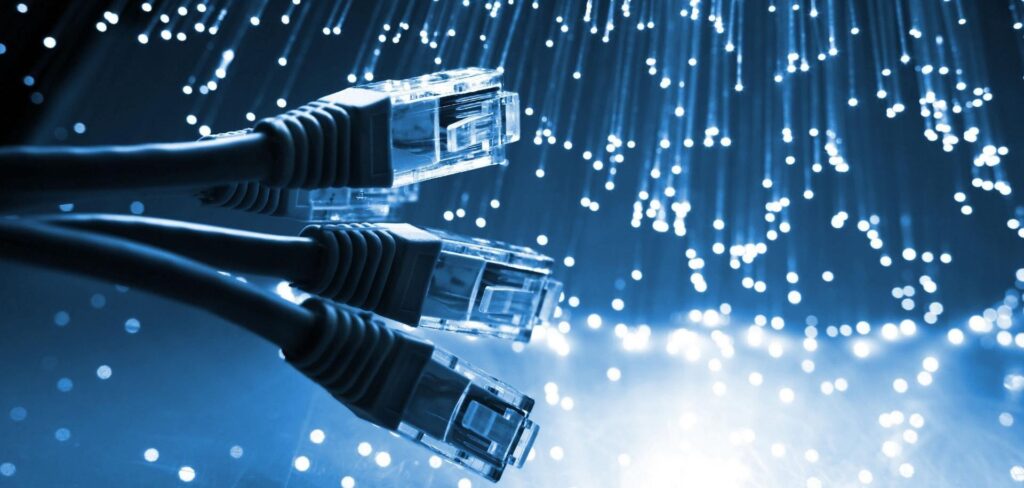 اتصالات الجزائر تصل إلى 2.5 مليون زبون موصول بخدمة الألياف البصرية حتى المنزل FTTH - Réveil d'algérie