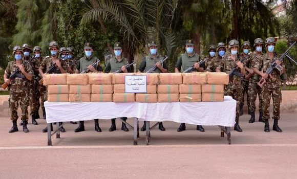 9 narcotrafiquants arrêtés et prés de 25 qx de kif traité saisis - Réveil d'algérie