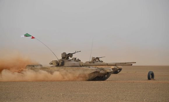 Chanegriha supervise à Béchar un exercice tactique avec munitions réelles - Réveil d'algérie