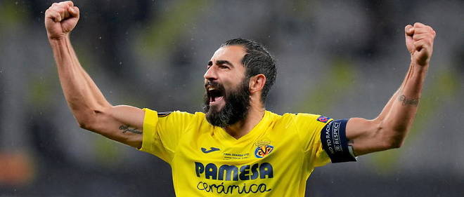 Ligue Europa : Villarreal renverse Manchester United en finale - Réveil d'algérie