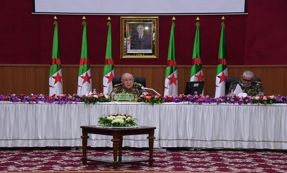 Législatives : Chanegriha appelle à l’application « rigoureuse » des instructions pour sécuriser le scrutin - Réveil d'algérie