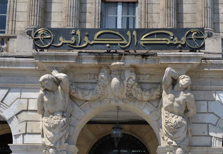 Latrach : - Réveil d'algérie