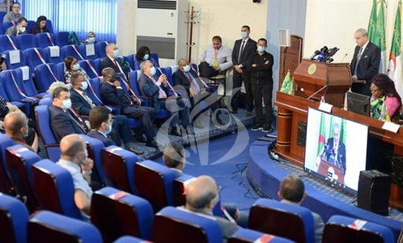 Benziane met en avant le soutien permanent de l’Algérie à l' »innovation challenge » à l’UPA - Réveil d'algérie