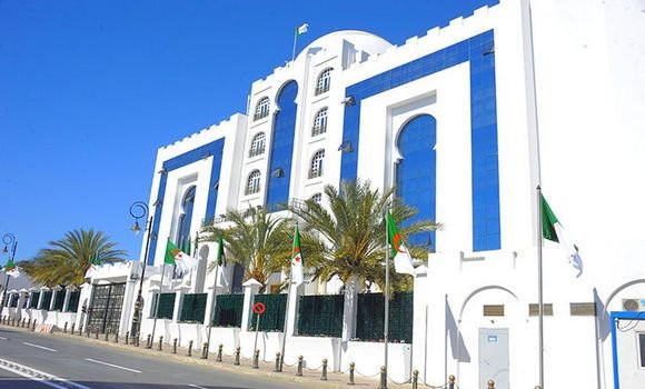 Conseil constitutionnel: journée d’information mardi sur les modalités de formulation des recours - Réveil d'algérie