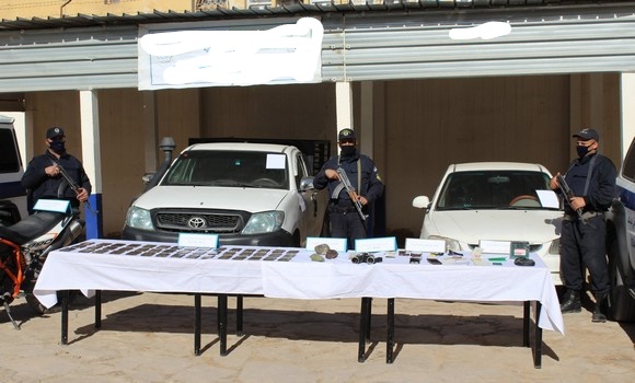 Ghardaïa Démantèlement d’un réseau national de contrebande de voitures en provenance de Libye et du Sahara occidental - Réveil d'algérie