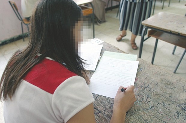 Enregistrement d’un cas de tricherie pour une candidate libre à Tiaret - Réveil d'algérie