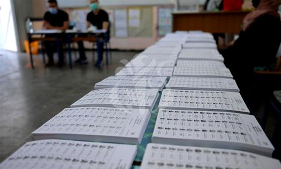 Législatives: les « primo-votants » motivés par le rêve d' »une Algérie nouvelle » - Réveil d'algérie