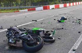 Décès d’un motocycliste après une collision avec un véhicule léger à Béjaïa - Réveil d'algérie