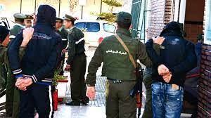 Arrestation de 8 éléments de soutien et destruction de 4 caches à Skikda - Réveil d'algérie