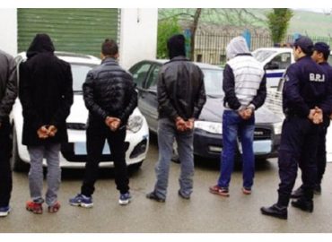 Démantèlement d’un réseau criminel travaillant avec des réseaux criminels marocains et démantèlement d’une cellule du mouvement terroriste MAK au cours des 6 premiers mois de cette année - Réveil d'algérie