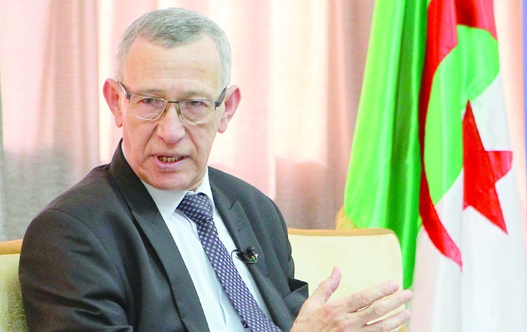 Belhimer : La presse électronique sera confrontée aux bonnes affaires et à la désinformation. - Réveil d'algérie