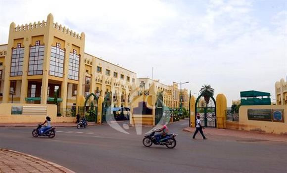 Mali: levée de « toutes les mesures restrictives » pour les anciens président et PM de transition - Réveil d'algérie