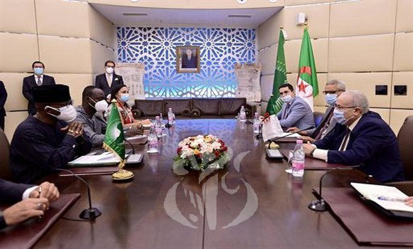 Détermination de l’Algérie à poursuivre les efforts en vue de préserver l’unité de l’UA - Réveil d'algérie
