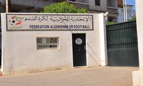 Foot – saison 2021-2022: la FAF fixe les dates du coup d’envoi des différents championnats - Réveil d'algérie