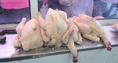 La protection des consommateurs met en garde les citoyens contre l’achat de poulet avant d’assurer sa méthode de stockage. - Réveil d'algérie