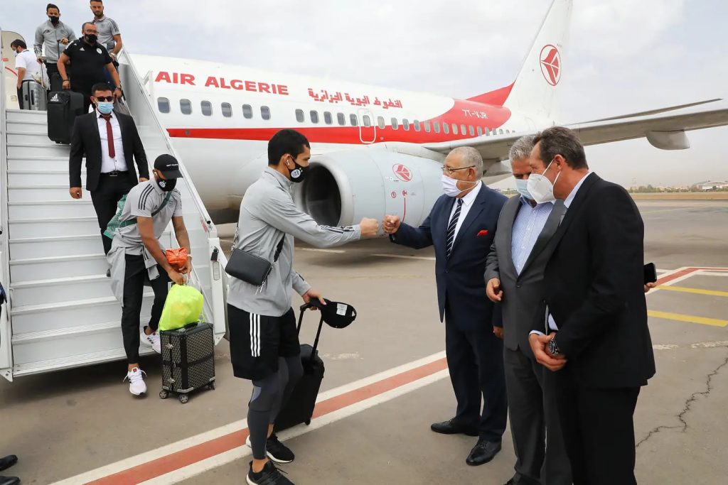 L’arrivée de l’équipe national algérienne à Marrakech. - Réveil d'algérie