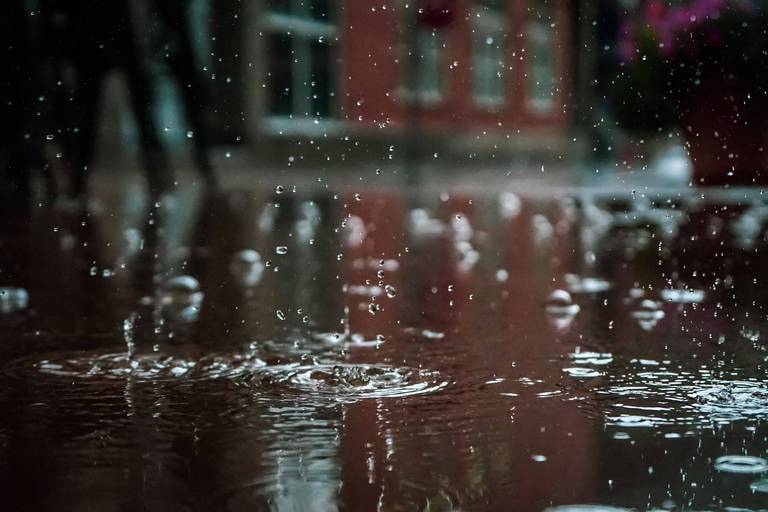 Avertissement d’orage. - Réveil d'algérie