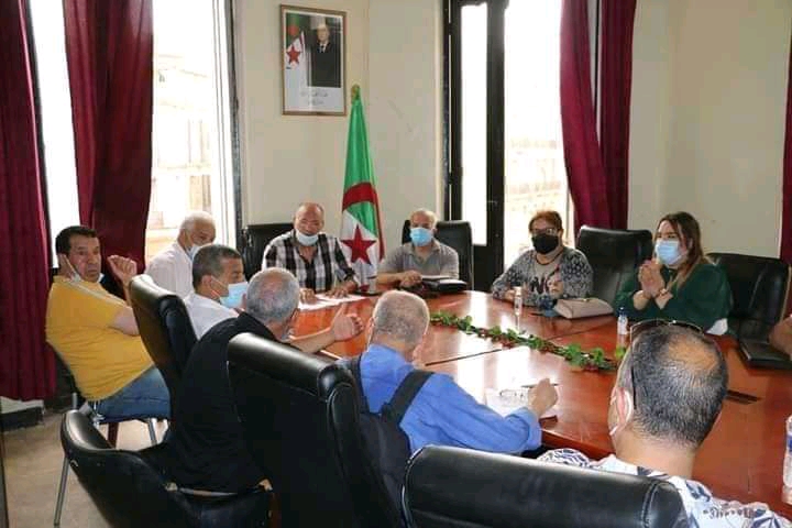 Elections locales: Sans le FLN à Oran - Réveil d'algérie