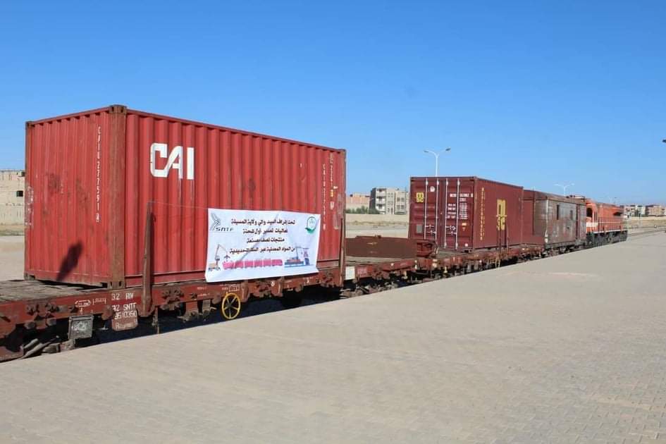 Le départ de la première expédition par train de conteneurs des matériaux de recyclage des métaux vers le port de Bejaia. - Réveil d'algérie