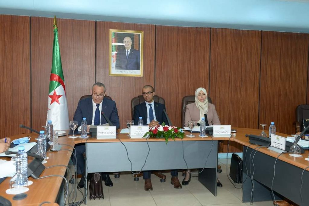Mesures exceptionnelles pour les non-salariés de payer en plusieurs fois. - Réveil d'algérie